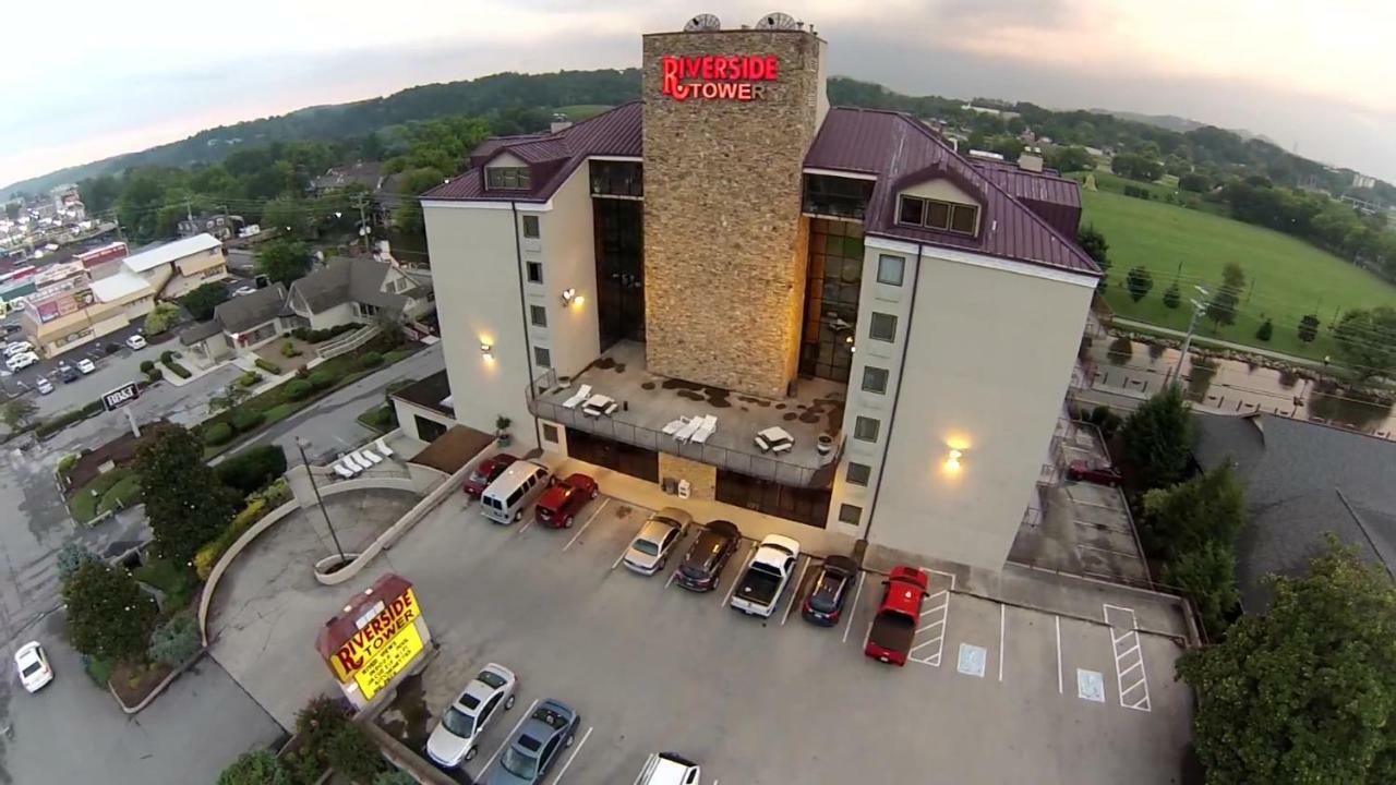 Riverside Tower Hotel Pigeon Forge Exterior photo