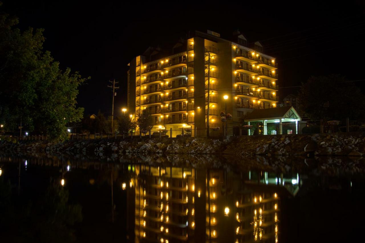 Riverside Tower Hotel Pigeon Forge Exterior photo